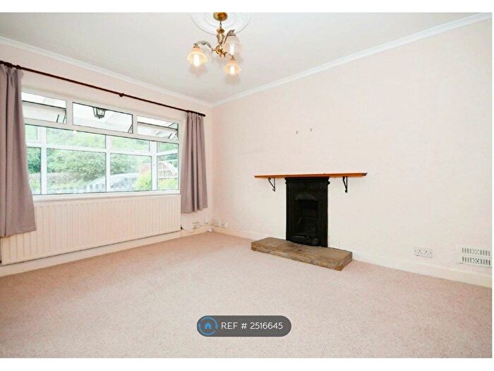2 Bedroom End Of Terrace House To Rent In Bole Hill Lane, Sheffield, S10