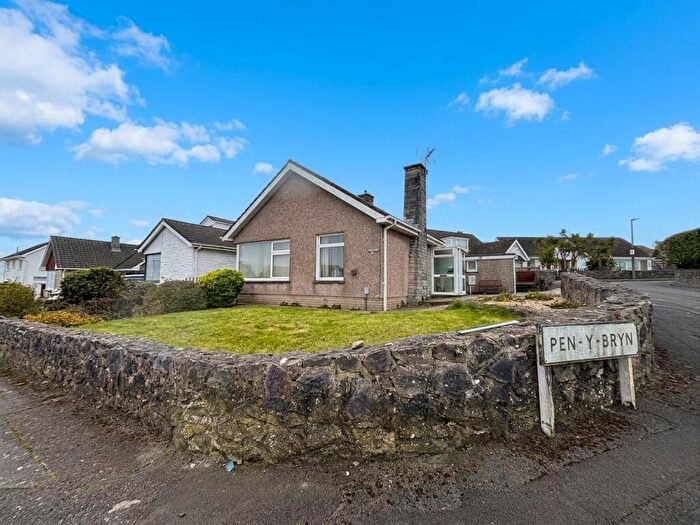 4 Bedroom Detached Bungalow For Sale In Min-Y-Mor, Barry, CF62