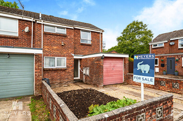 2 Bedroom End Of Terrace House For Sale In Airfield Close, Dorchester, DT2