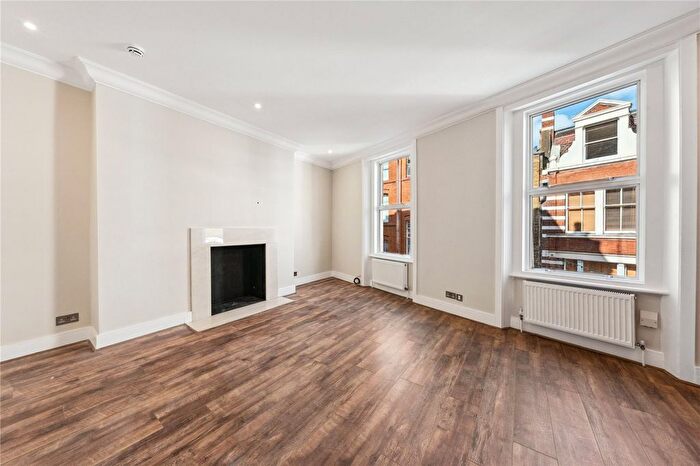 2 Bedroom Flat To Rent In Marylebone Lane, Marylebone Village, London, W1U