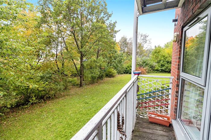 2 Bedroom Flat For Sale In Staverton Grove, Broughton, Milton Keynes, Buckinghamshire, MK10