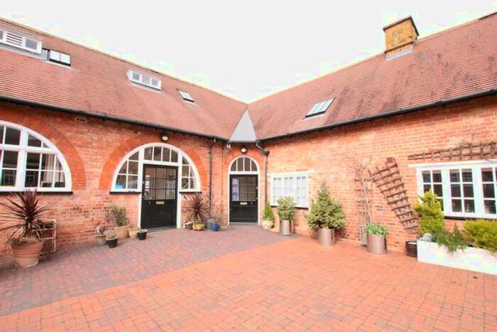 2 Bedroom Property To Rent In Dorman Close, Abington, Northampton, NN3