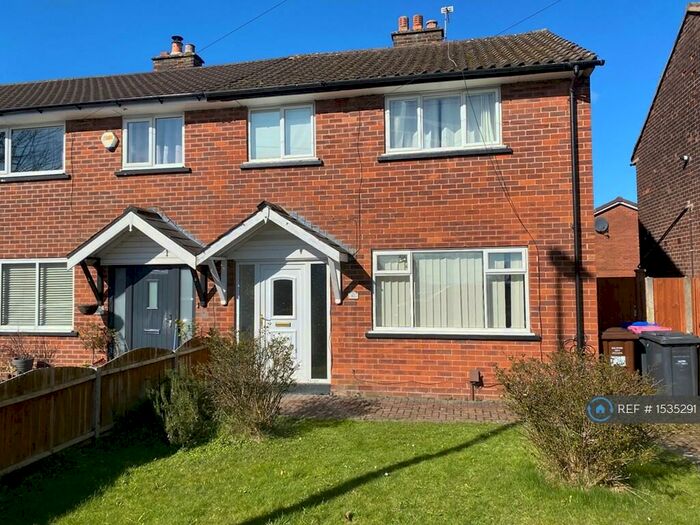 3 Bedroom Semi-Detached House To Rent In Leigh Road, Worsley, Manchester, M28