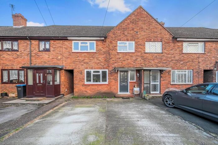 4 Bedroom Terraced House To Rent In Egham, Surrey, TW20