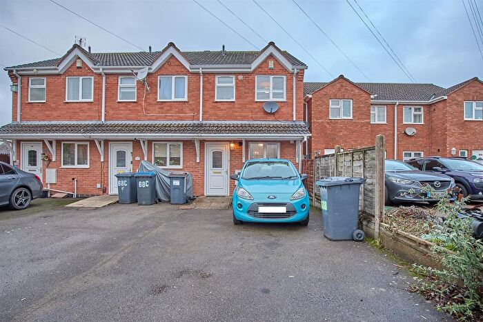 2 Bedroom Town House For Sale In John Nichols Street., Hinckley, LE10