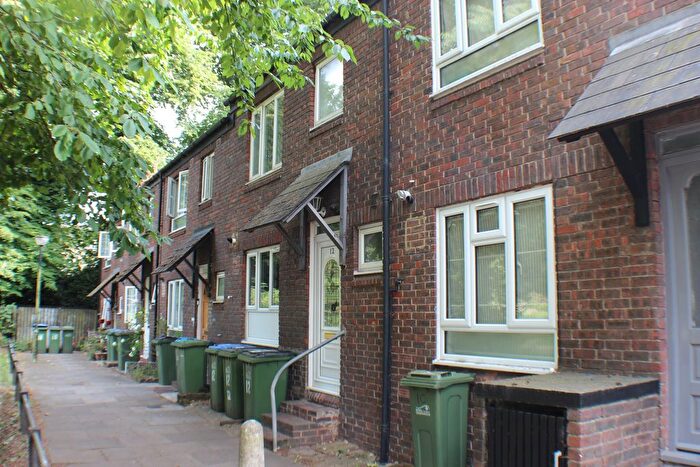 5 Bedroom Property To Rent In Barney Close, London, SE7