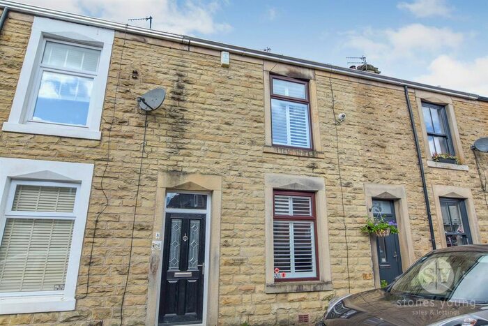 2 Bedroom Property To Rent In Queen Street, Whalley, Clitheroe, BB7