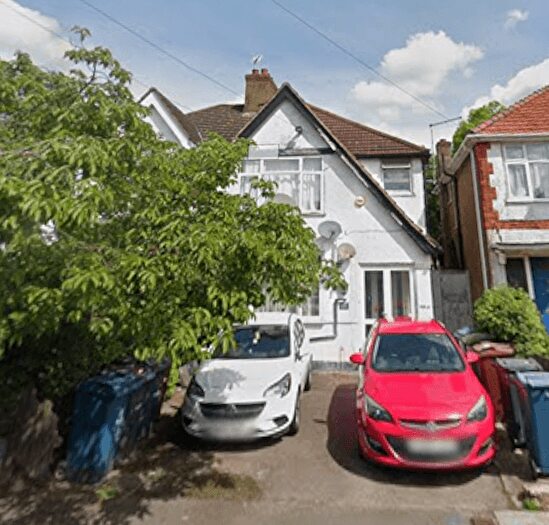 2 Bedroom Flat To Rent In Harrow, HA3