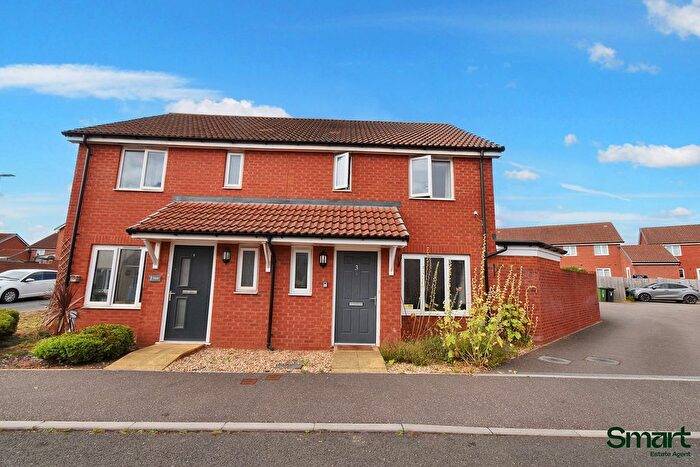 4 Bedroom Semi-Detached House For Sale In Melrose Avenue, Exeter, EX1