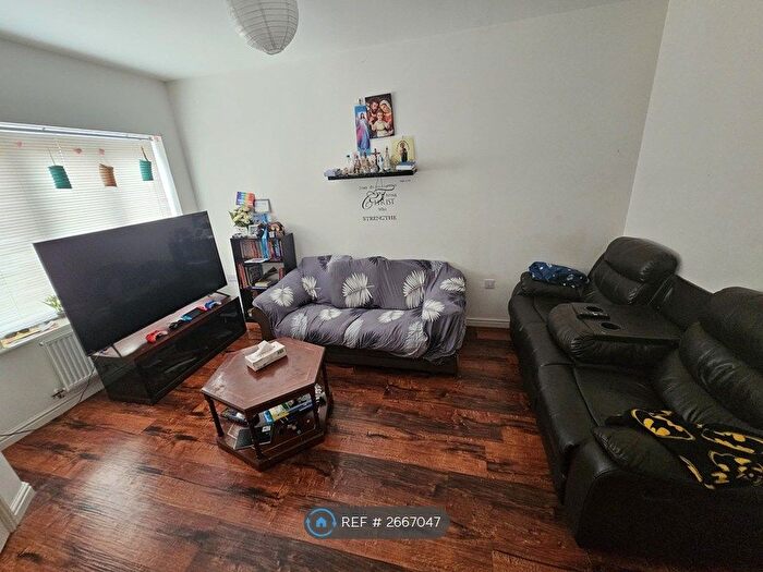 3 Bedroom End Of Terrace House To Rent In Nuffield Way, Basingstoke, RG24