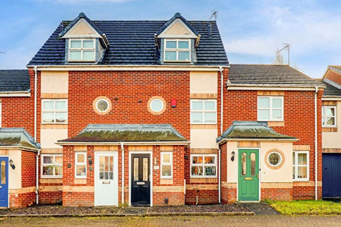 4 Bedroom Terraced House For Sale In Voce Gardens, Hucknall, NG15