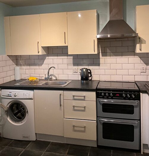 1 Bedroom Flat To Rent In Cable Street, London, E1W