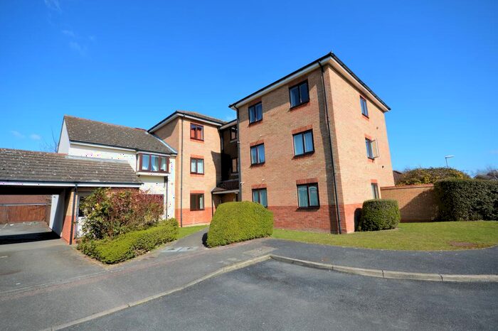 1 Bedroom Flat To Rent In Loris Court, Cambridge, CB1