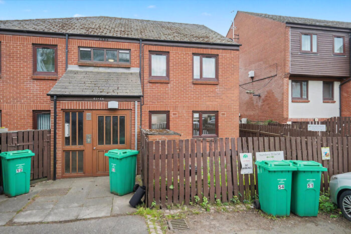 2 Bedroom Flat For Sale In Carter Gate, Nottingham, NG1