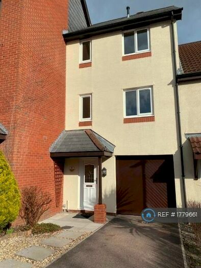 3 Bedroom Terraced House To Rent In River View, Chepstow, NP16
