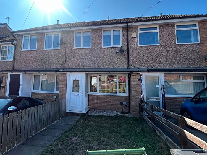 2 Bedroom Detached House To Rent In Woodlea Road, Yeadon, Leeds, West Yorkshire, Uk, LS19