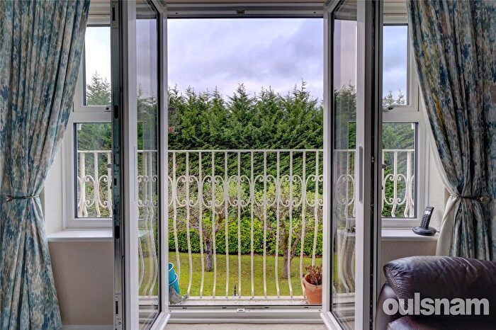 1 Bedroom Flat For Sale In Worcester Road, Droitwich, Worcestershire, WR9