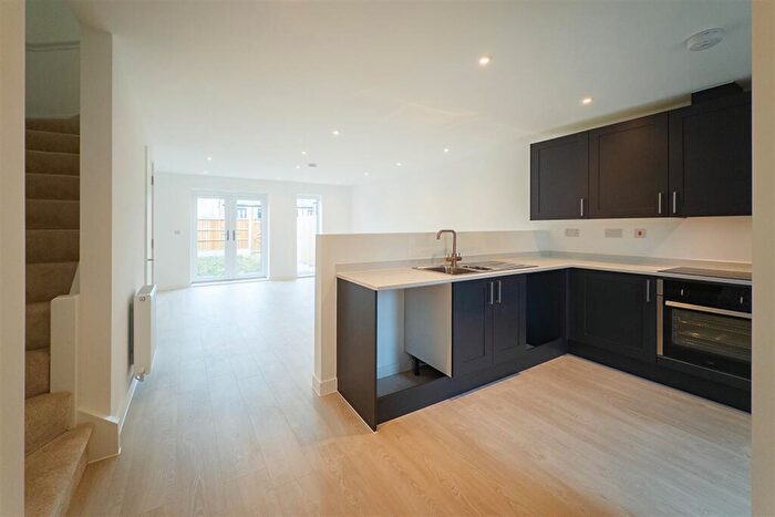 3 Bedroom Flat To Rent In Furlong Way, M6