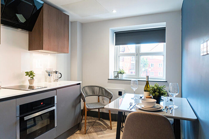 1 Bedroom Apartment To Rent In Great Ancoats Street, M4