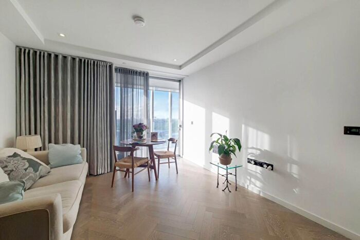 2 Bedroom Flat To Rent In Circus Road West, Nine Elms, London, SW11