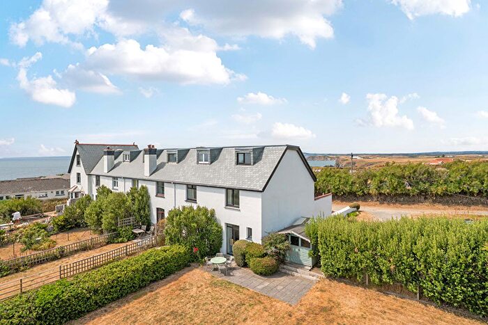 3 Bedroom Detached House For Sale In Mullion, Cornwall, TR12