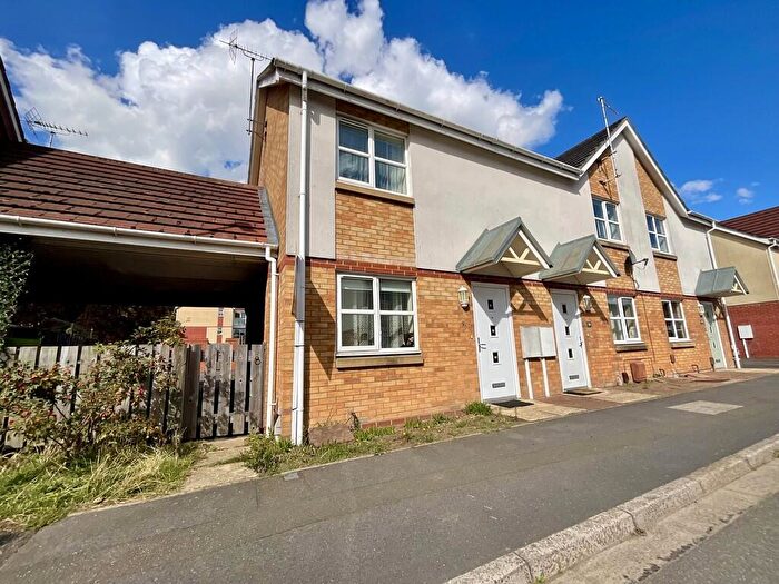2 Bedroom Semi-Detached House For Sale In Dunkirk Road, Lincoln, LN1