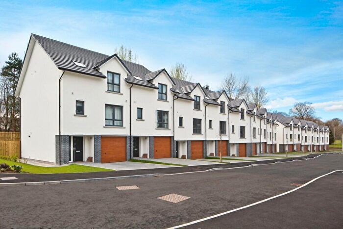 3 Bedroom Town House To Rent In Stoneywood Brae, Aberdeen, Aberdeen City, AB21