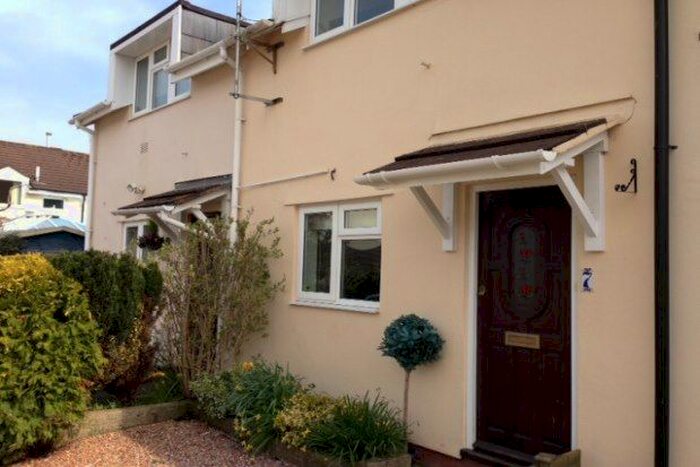 2 Bedroom Property To Rent In Lowley Brook Court, Torquay, TQ2