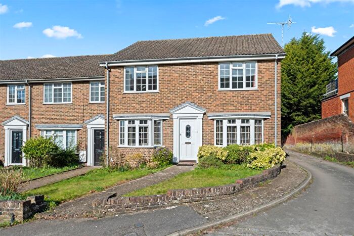 2 Bedroom Maisonette For Sale In Bradley Court, Epsom Road, Guildford, Surrey, GU1