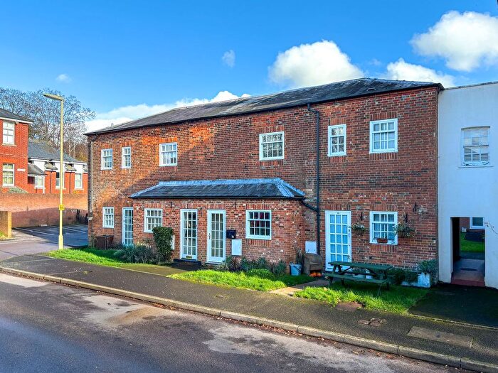 1 Bedroom Terraced House For Sale In Headley Close, Alresford, SO24