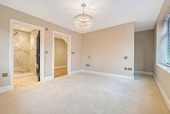 5 Bedroom Detached House For Sale In The Oak Barn Stock Road, Stock, CM4
