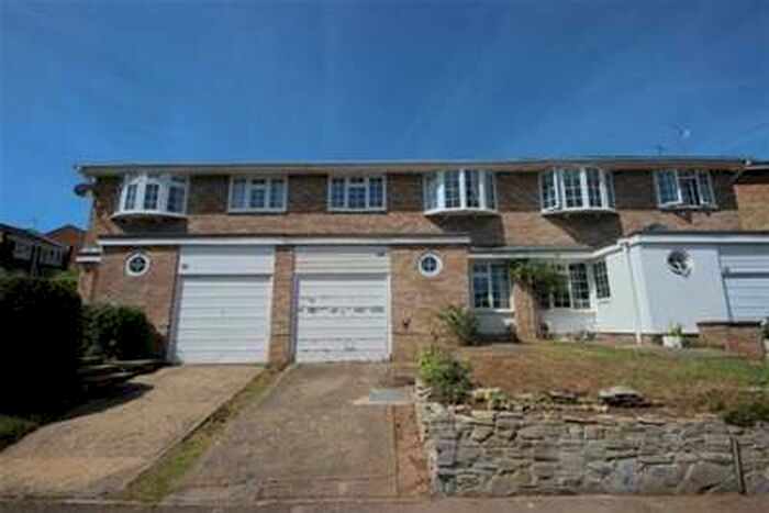 4 Bedroom House To Rent In Lynwood, Guildford, GU2