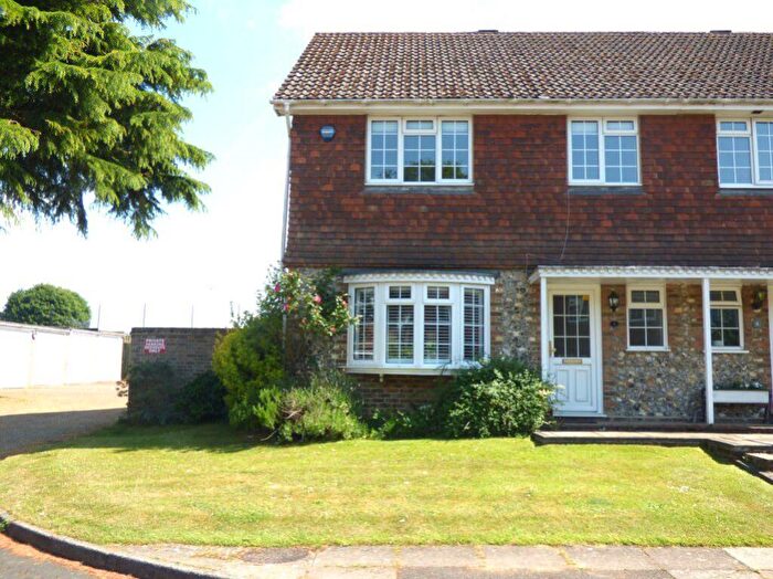3 Bedroom Terraced House To Rent In The Paddocks, Bookham, KT23