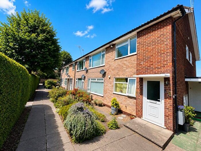 2 Bedroom Apartment To Rent In Hatton Court, Windsor, SL4