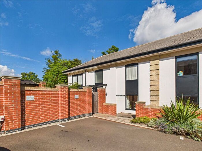 3 Bedroom Semi-Detached House For Sale In Ribbans Park Road, Ipswich, Suffolk, IP3