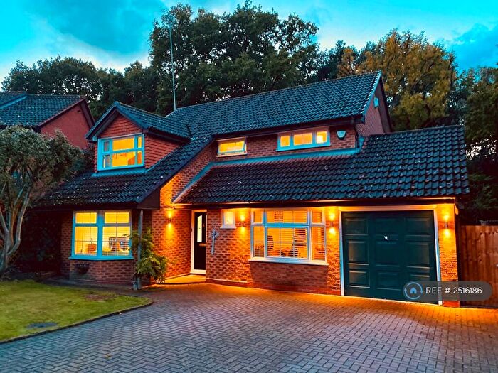 4 Bedroom Detached House To Rent In Bloomsbury Way, Camberley, GU17
