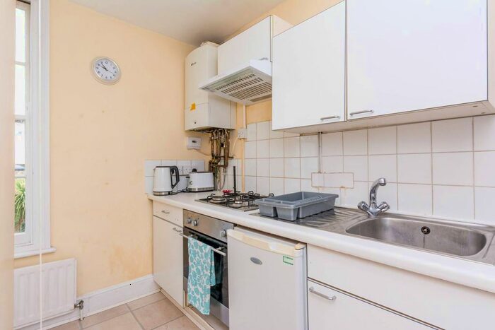 4 Bedroom Property To Rent In Gunnersbury Lane, Gunnersbury, London, W3