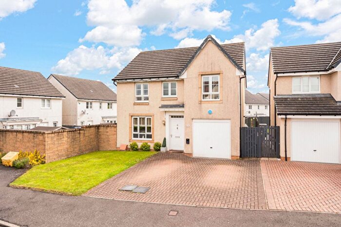 4 Bedroom Detached House For Sale In Lang Drive, Inchcross, Bathgate, EH48