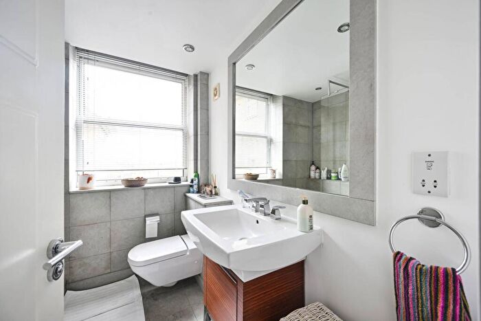3 Bedroom Flat For Sale In St John's Wood Park, St John's Wood, London, NW8