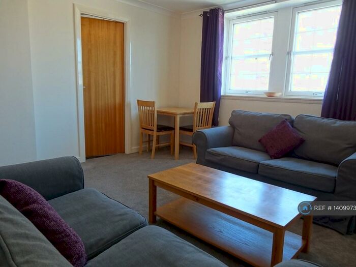2 Bedroom Flat To Rent In Rose Street, Aberdeen, AB10