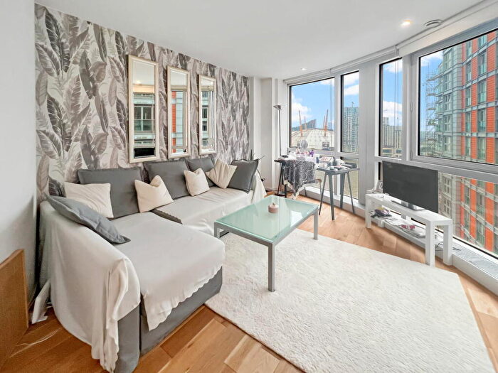1 Bedroom Apartment For Sale In Fairmont Avenue, London, E14