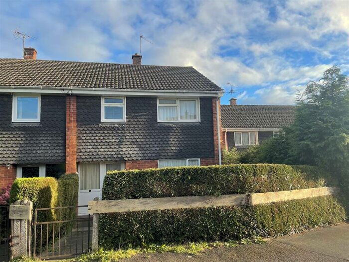 3 Bedroom Semi-Detached House To Rent In North Avenue Drybrook Gloucestershire, GL17