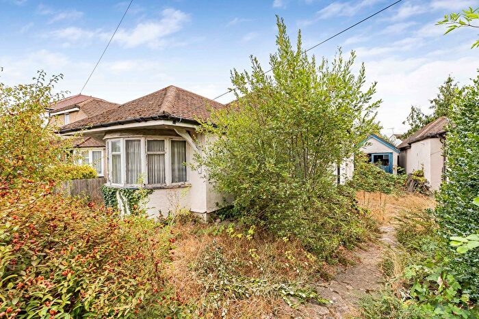 2 Bedroom Bungalow For Sale In Chertsey Road, Ashford, Surrey, TW15