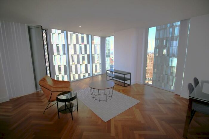 2 Bedroom Apartment To Rent In Deansgate Square Manchester, M15
