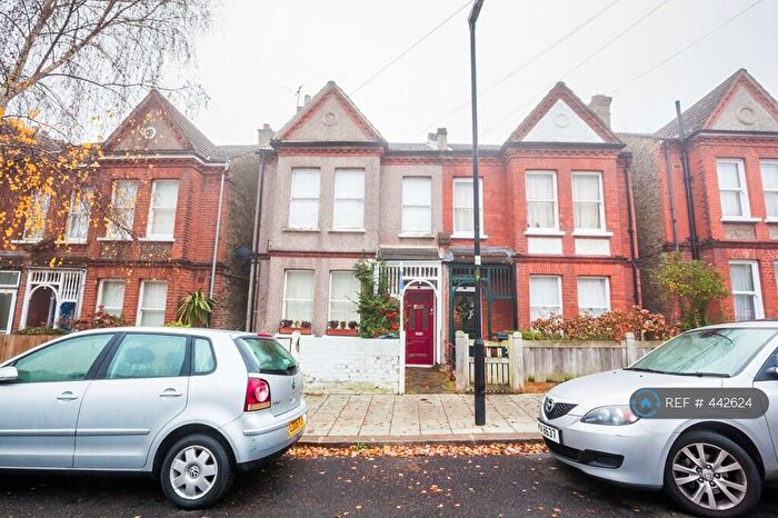 1 Bedroom Flat To Rent In Casewick Road, London, SE27