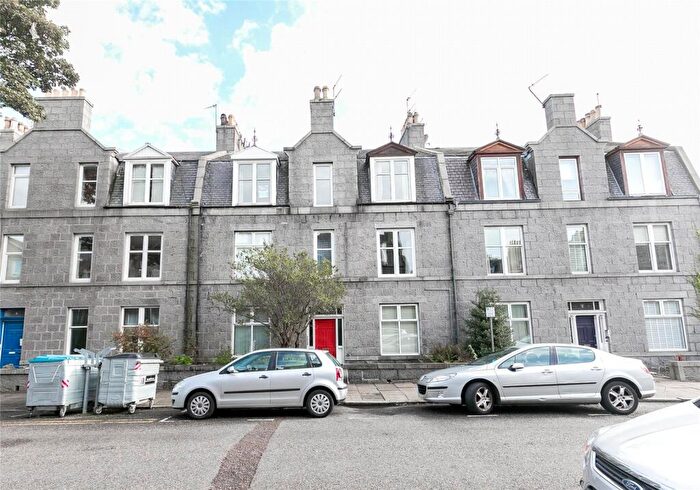 1 Bedroom Flat To Rent In Richmond Terrace, Top Floor Right, Aberdeen, AB25