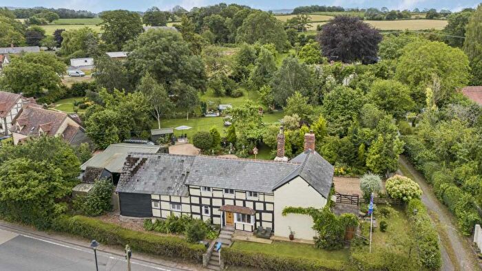 4 Bedroom Detached House For Sale In Stoneycroft East Street, Pembridge, Leominster, Herefordshire, HR6