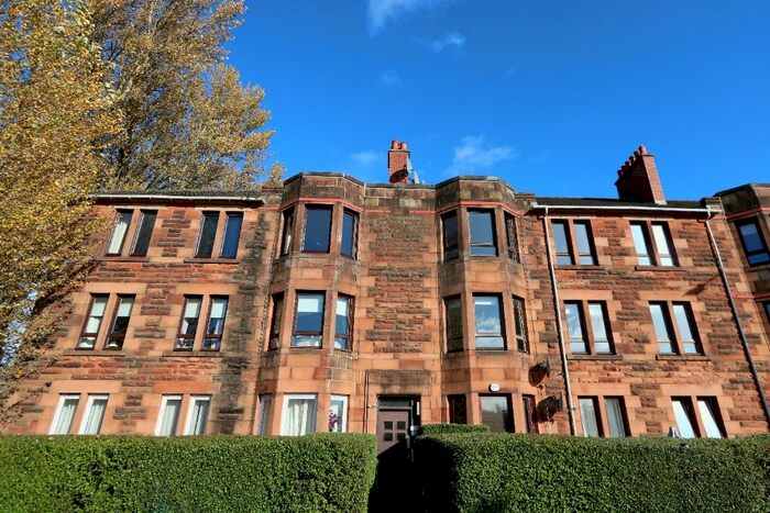 3 Bedroom Flat To Rent In Nether Auldhouse Road, Glasgow, G43