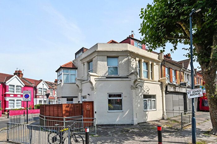 2 Bedroom Flat For Sale In St. Johns Avenue, London, NW10