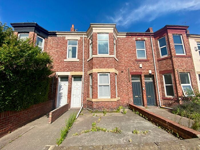 3 Bedroom Flat For Sale In Chillingham Road, Newcastle Upon Tyne, NE6